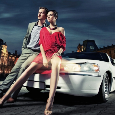 Service de navette en Limousine  à l’arrivée + une stripteaseuse